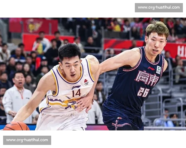 广东豪言冲冠!辽宁追逐 2 米 08 内线,同曦迎浙江前教头 广东豪言冲冠!辽宁追逐 2 米 08 内线,同曦迎浙江前教头