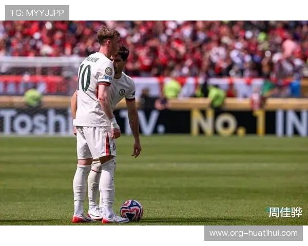 帕尔默 8.8 分全场最佳！1 助攻 2 造杀机难掩传中短板，6 射 3 正成进攻核心