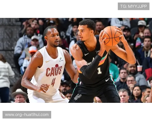 NBA 精彩五佳球：每周十佳进球集锦